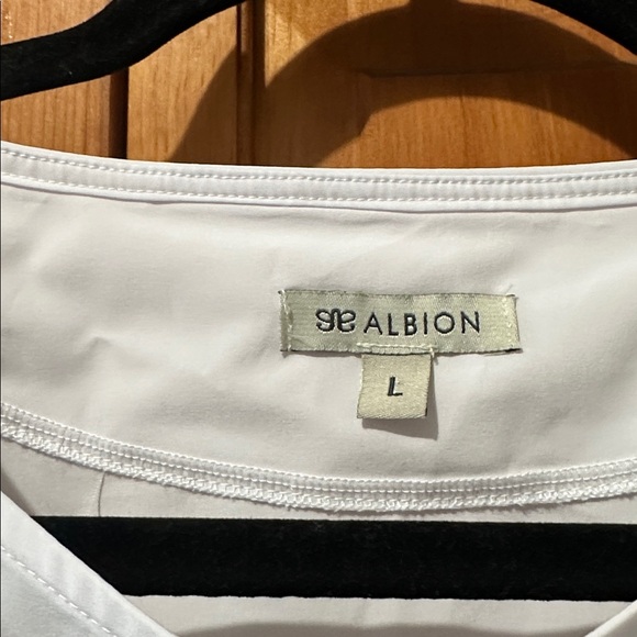 Albion Cropped White Boss Tee - Picture 2 of 4